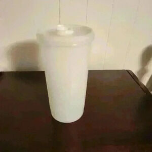 Vintage  Tupperware Handolier clear with lid 563